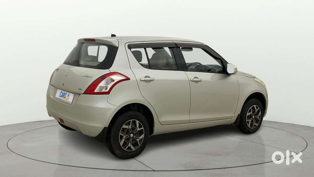 Maruti Suzuki Swift Vxi, 2015, Petrol