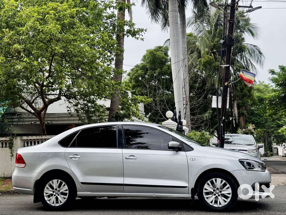 Volkswagen Vento 1.2 Tsi Highline At, 2015, Petrol