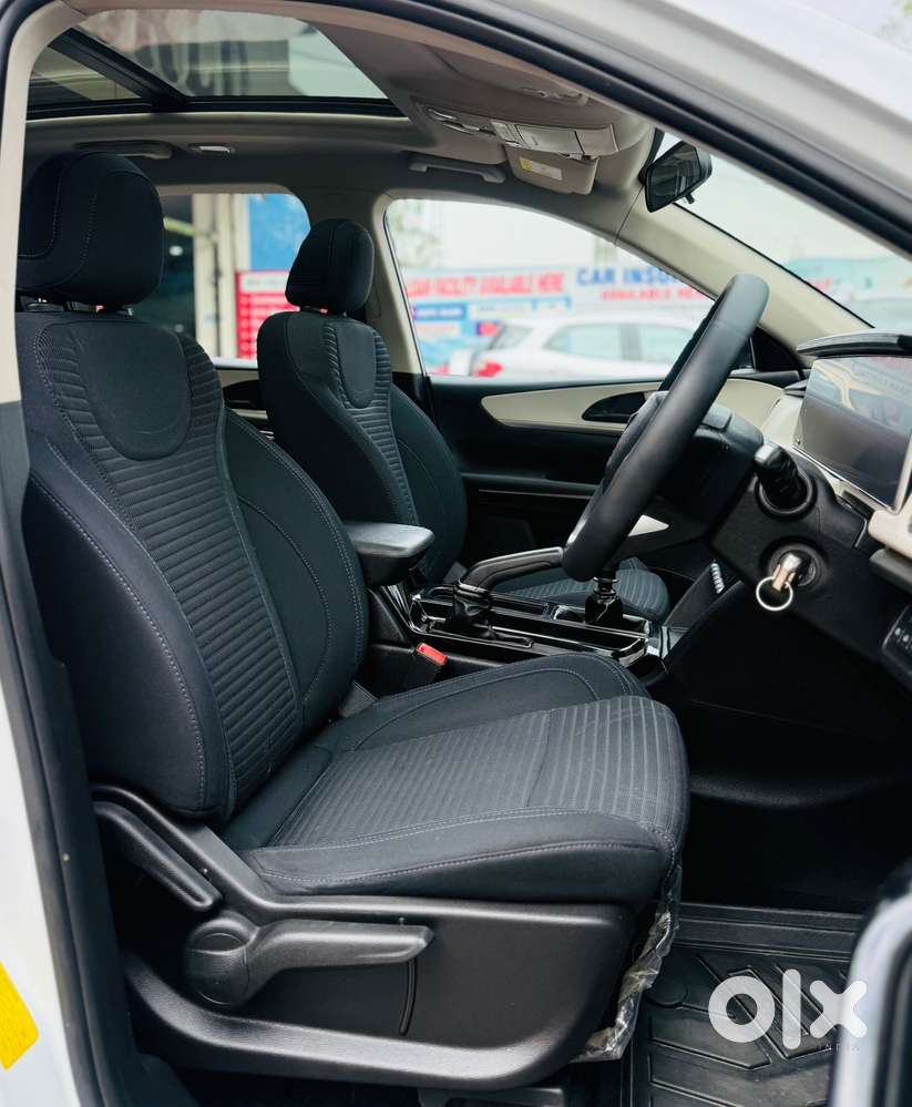 Mahindra Xuv700, 2023, Diesel