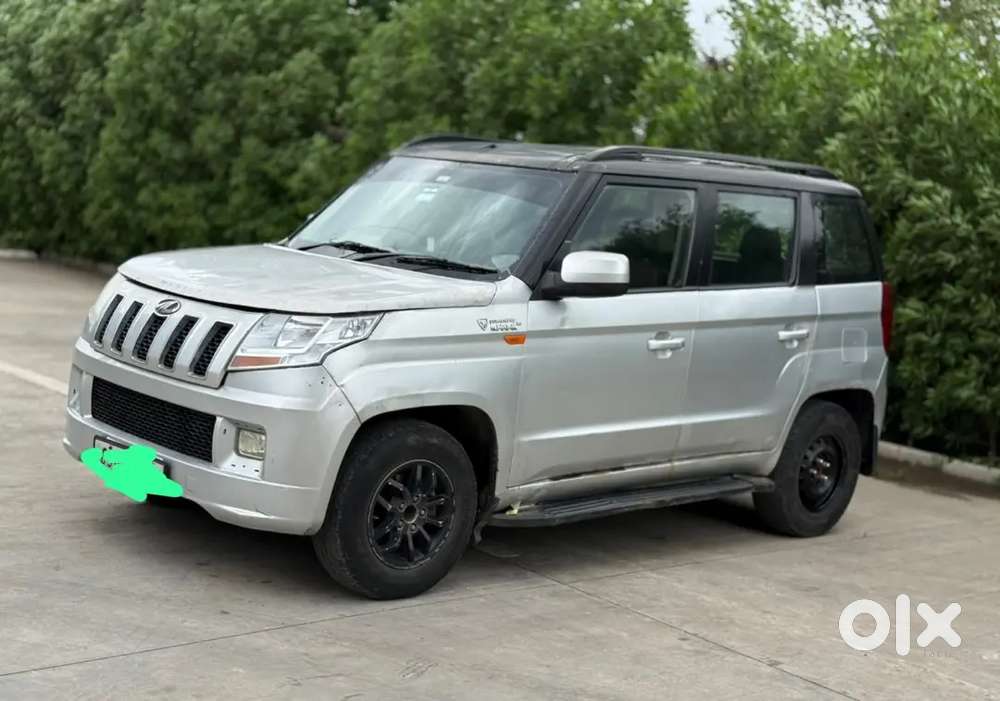 Mahindra Tuv 300 2016 Diesel 300000 Km Driven