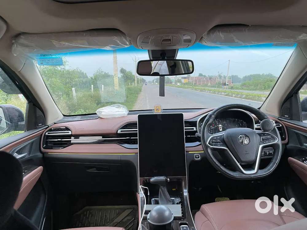 Mg Hector Plus Sharp Petrol 2025