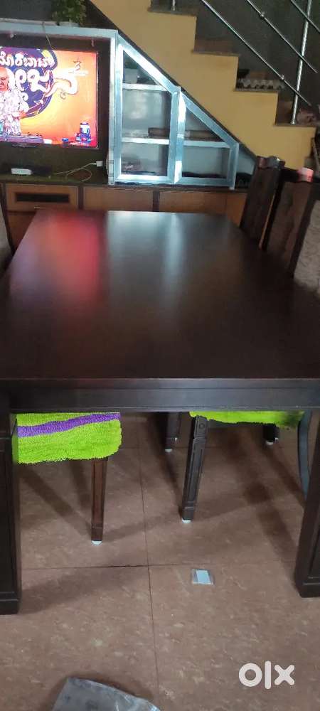 6 seater dining table for sale