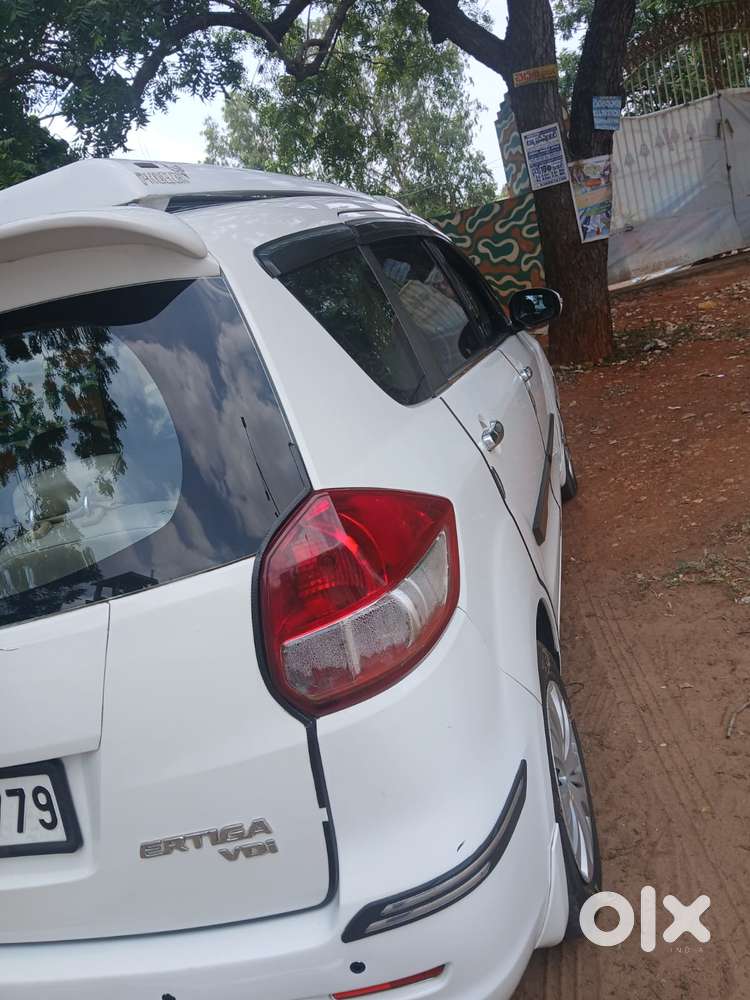 Maruti Suzuki Ertiga Vdi, 2014