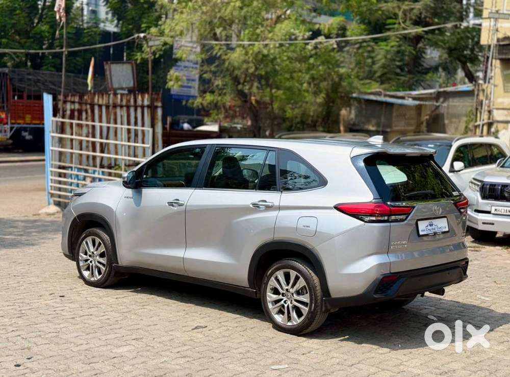 Toyota Innova Hycross 2.0 Zx (o) Hybrid 7 Str, 2024, Petrol