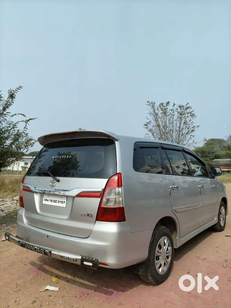 Toyota Innova 2012