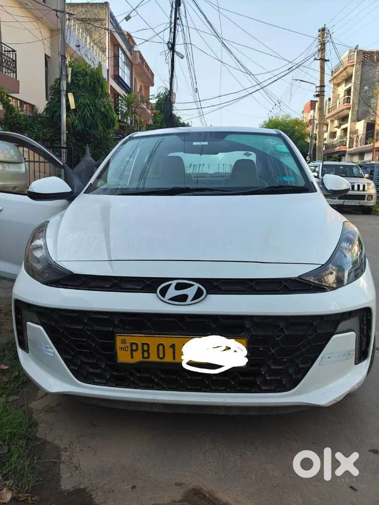 Hyundai Aura Sx Cng 2024