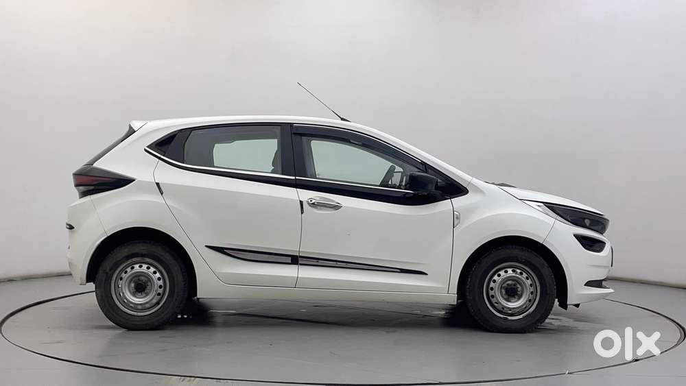 Tata Altroz 1.2 Xe Plus Petrol, 2021, Petrol