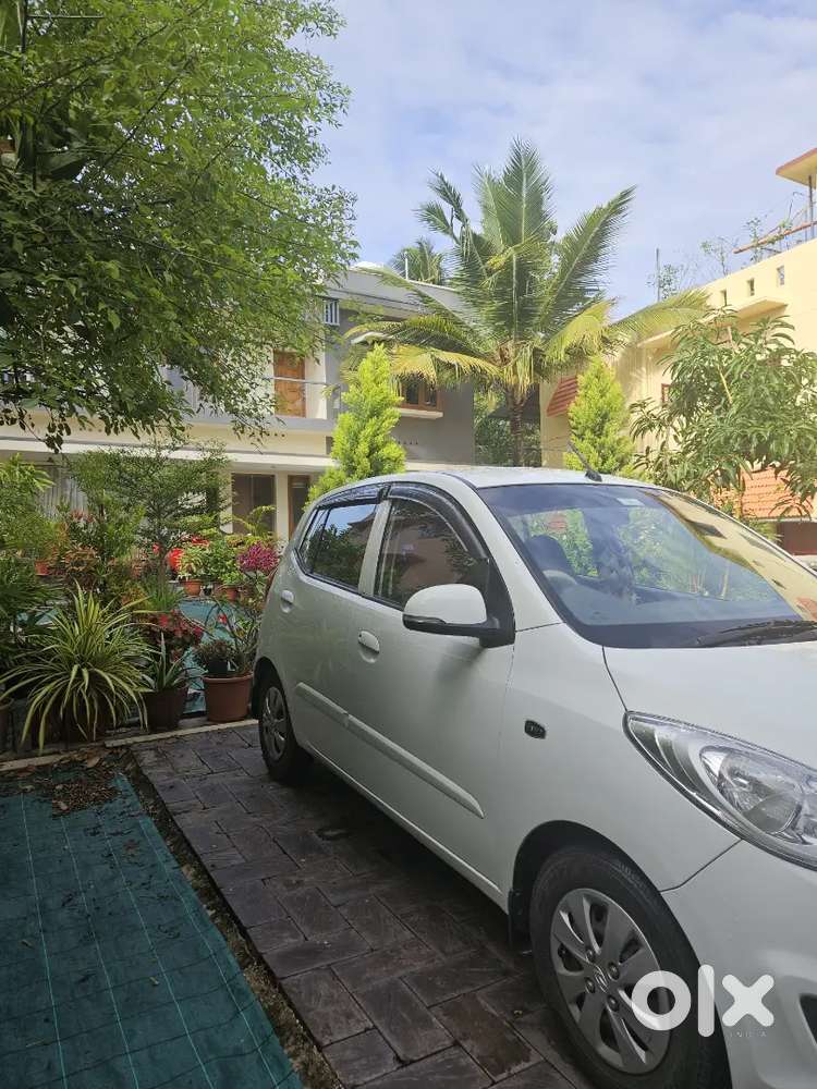 Hyundai I10 2011 Petrol Well Maintained