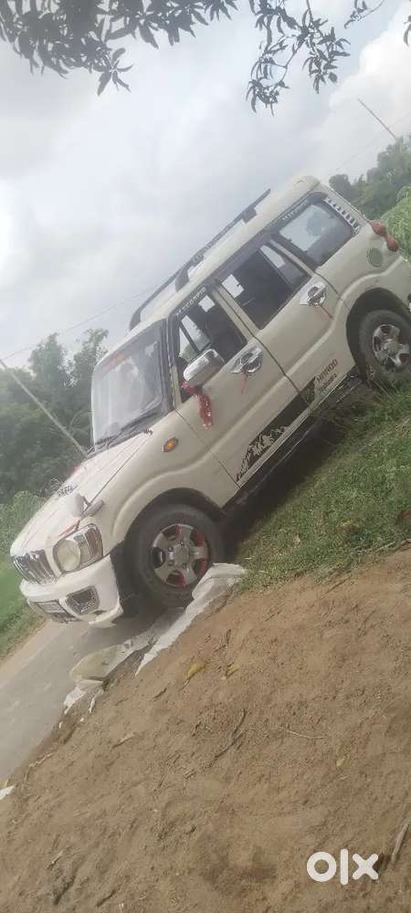 Mahindra Scorpio 2013 Diesel Manual
