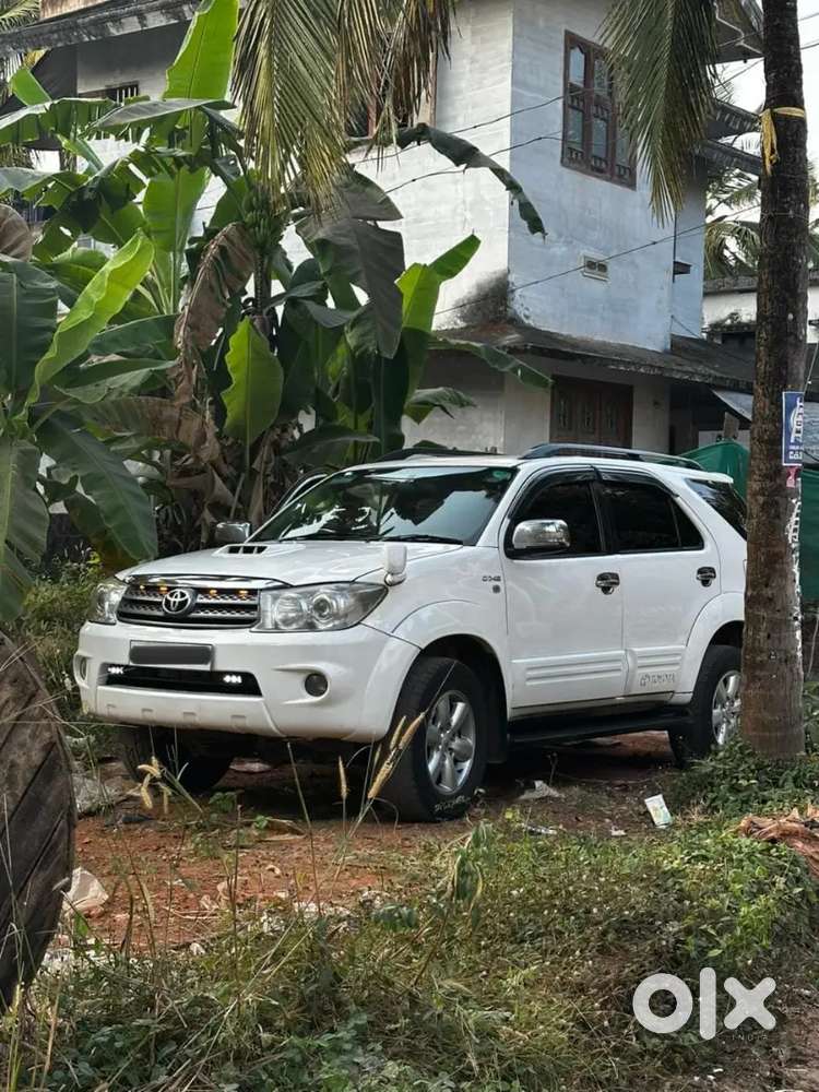 Toyota Fortuner  3.0 4wd Mt