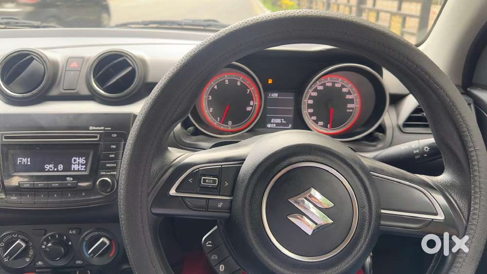 Maruti Suzuki Swift 1.2 Vxi (o), 2021, Petrol
