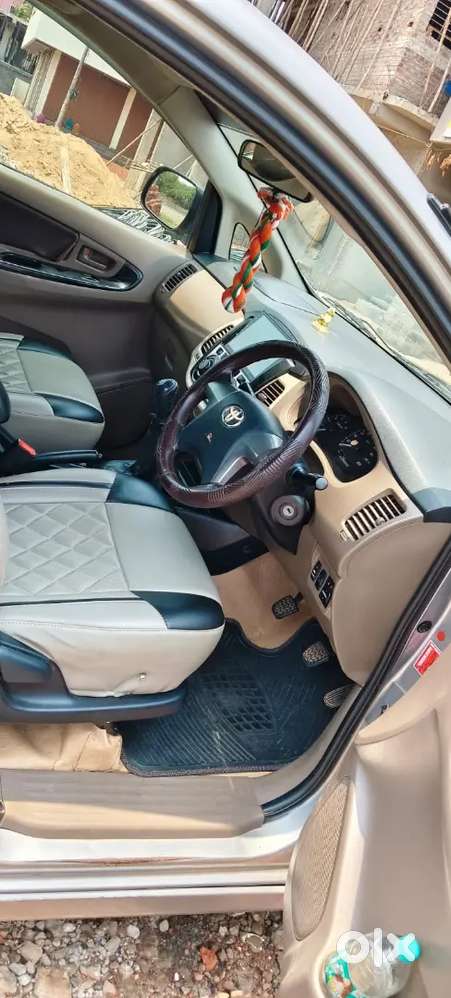 Toyota Innova 2014 Diesel Well Maintained