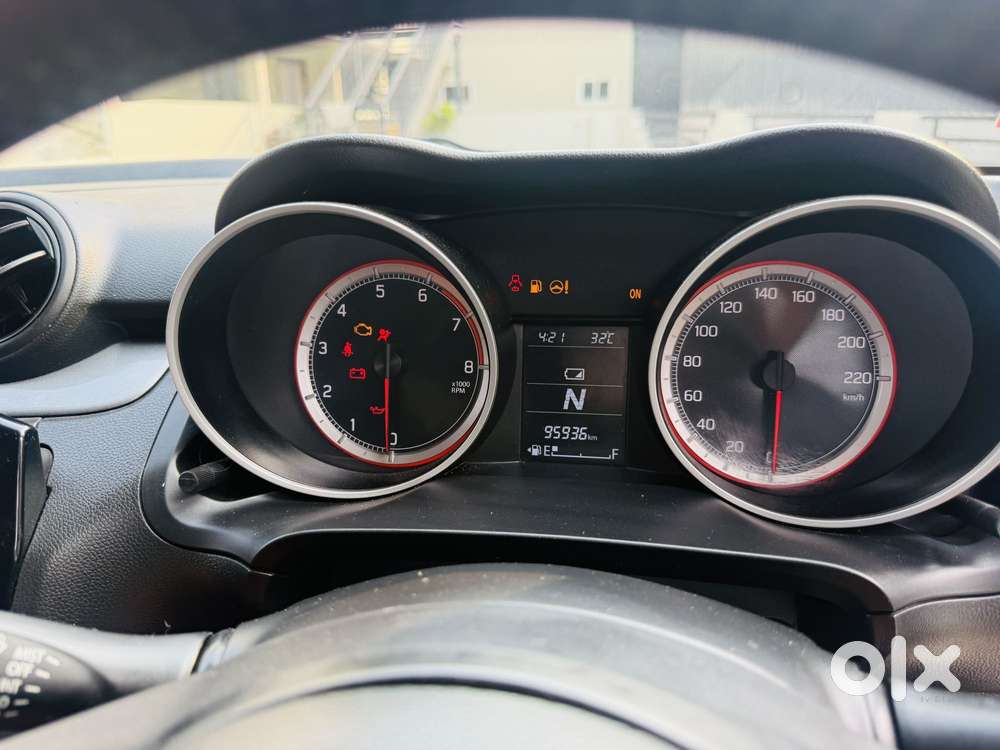 Maruti Suzuki Swift Amt Zxi Plus, 2020, Petrol