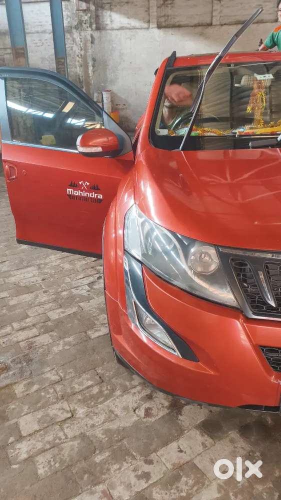 Mahindra Xuv500 2.2 W10 2015 All Papers Ok Tax Till 2030