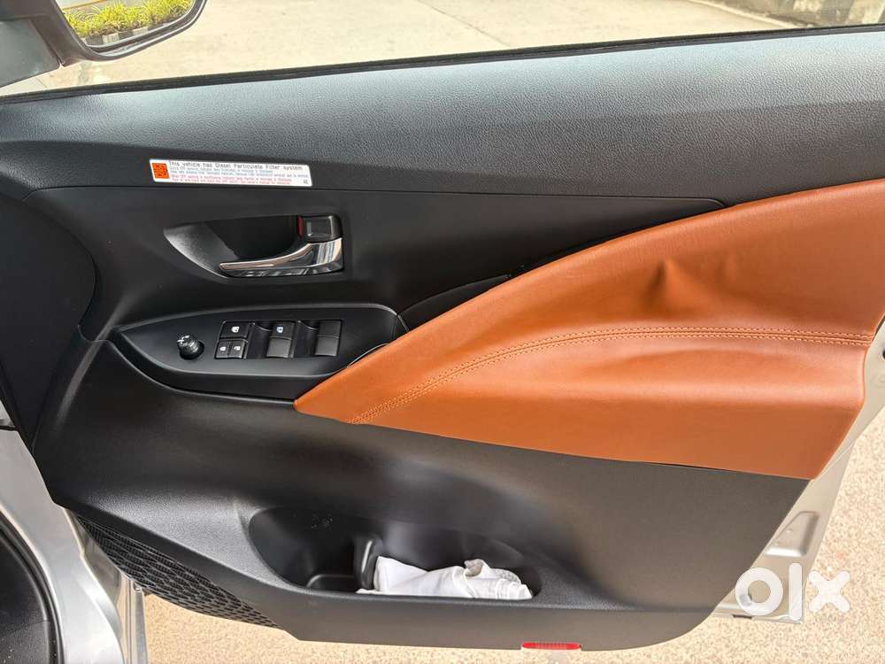 Toyota Innova Crysta [2020-ongoing] 2.4 Gx 7 Str, 2026, Diesel