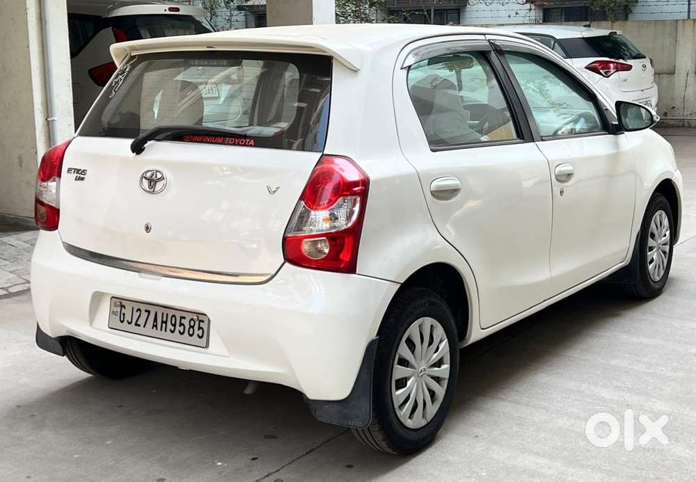 Toyota Etios Liva V Sp*, 2015, Petrol