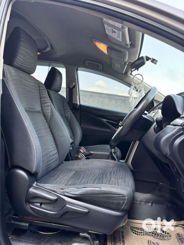 Toyota Innova Crysta 2.4 V, 2017, Diesel