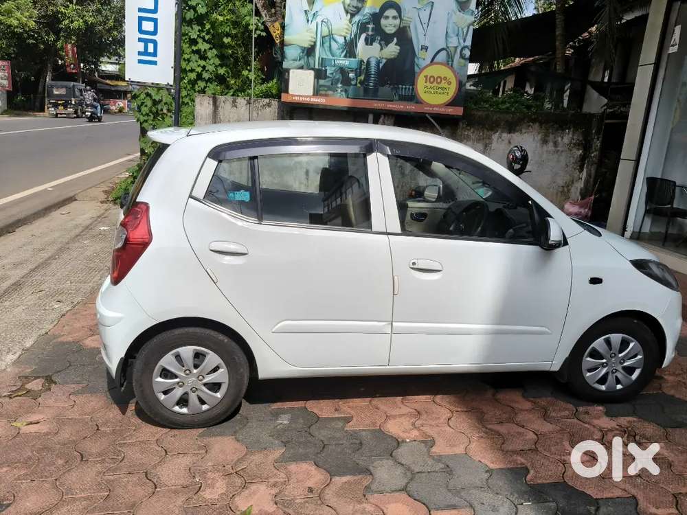 Neat And Clean Vehicle With Low Kilometer