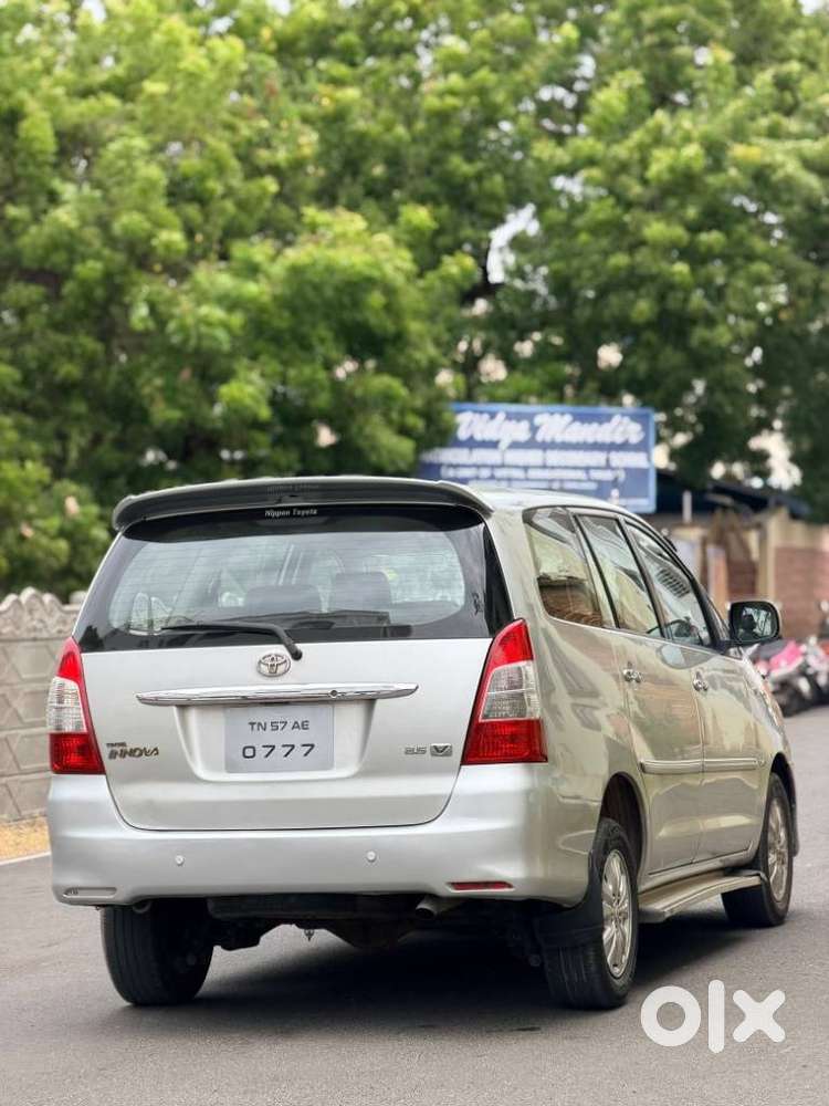 Toyota Innova 2.5 V 7 Str, 2012, Diesel
