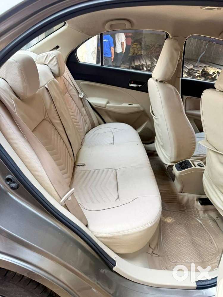Maruti Suzuki Dzire 1.2 Vxi, 2022, Petrol