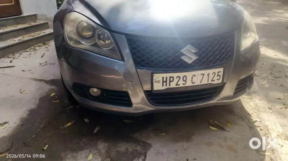 Maruti Suzuki Kizashi 2011