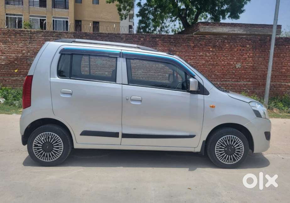 Maruti Suzuki Wagon R Vxi, 2017, Petrol