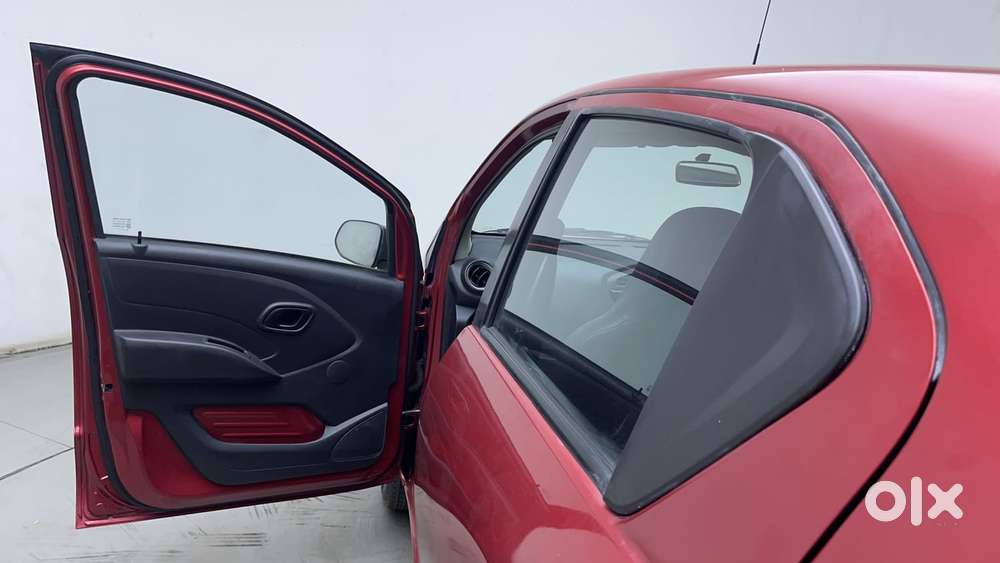 Datsun Redigo T Option, 2017, Petrol