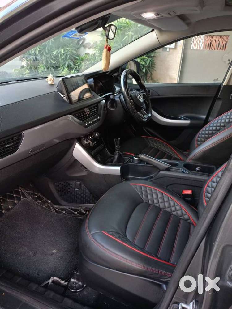 Tata Nexon 1.5 Revotorq Xm (s), 2022, Petrol