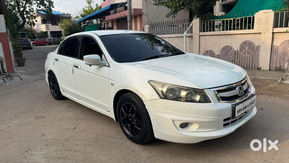 Honda Accord 2010, 2.4 Mt