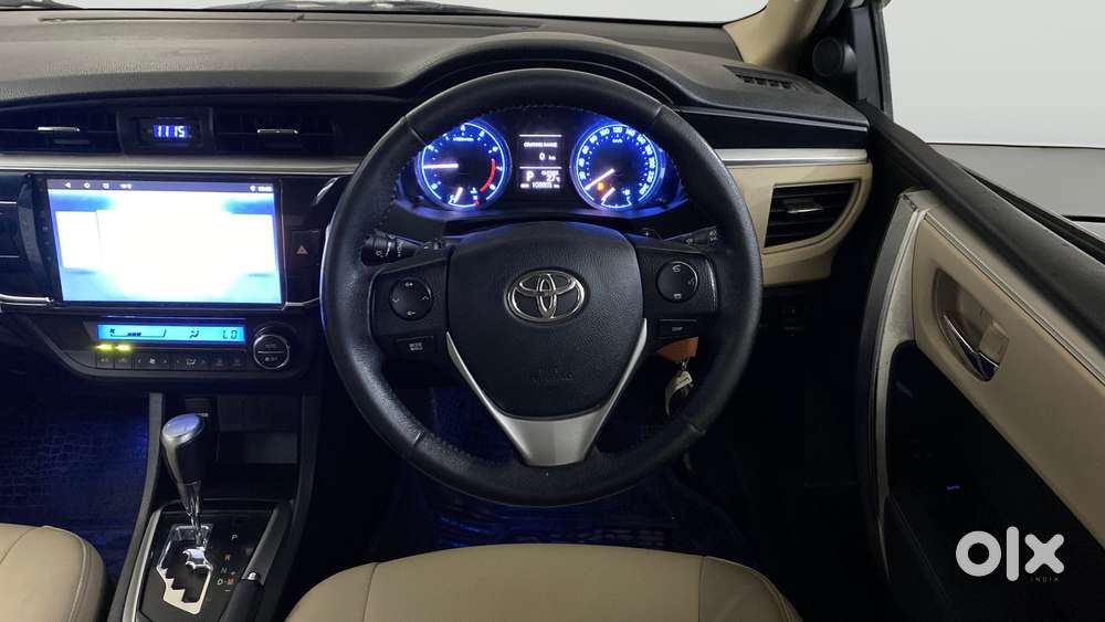 Toyota Corolla Altis [2014-2017] 1.8 G Cvt, 2015, Petrol