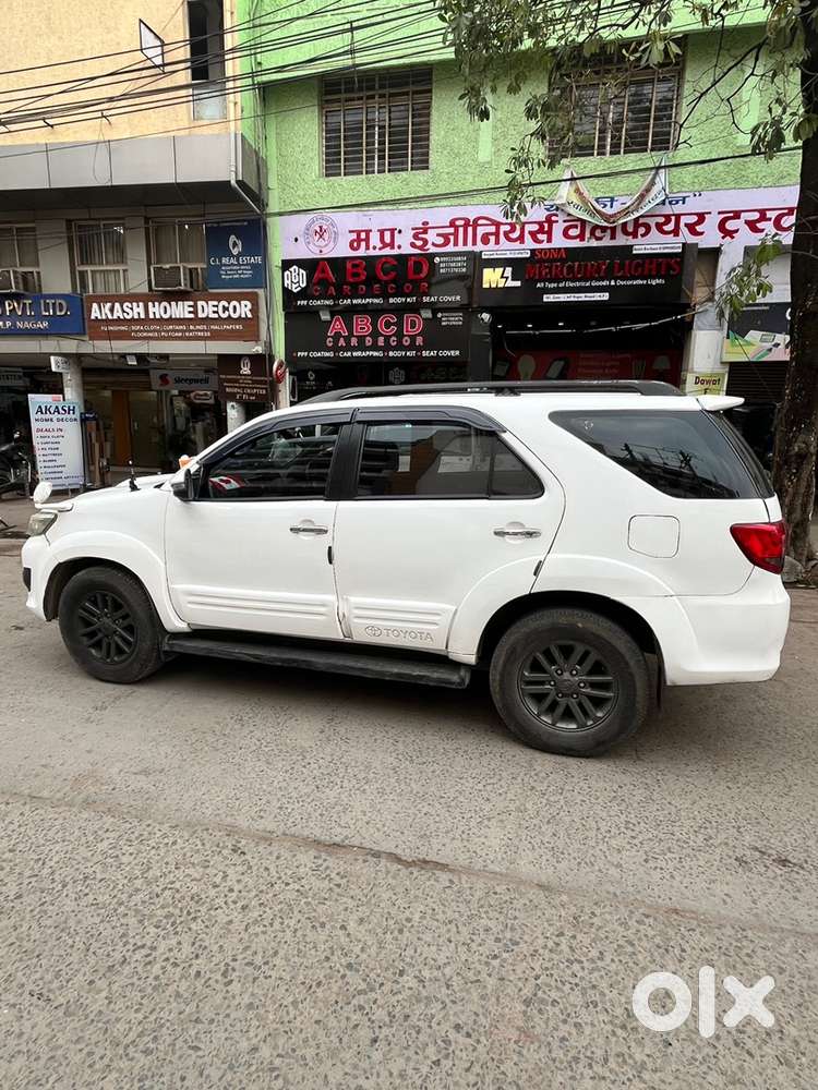 Toyota Fortuner 2012 Diesel Well Maintained