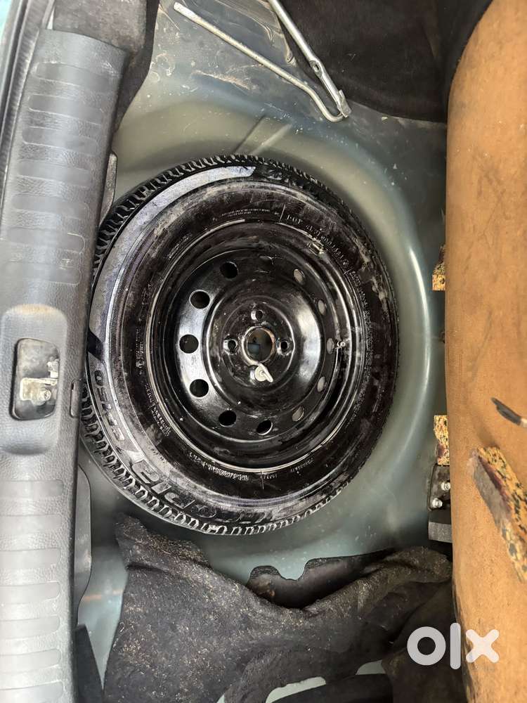 Maruti Suzuki Dzire 1.2 Vxi, 2012, Petrol