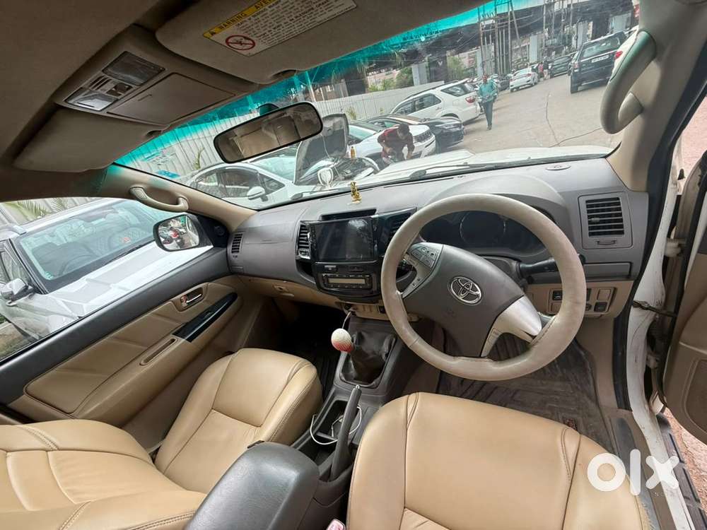 Toyota Fortuner Diesel 2012
