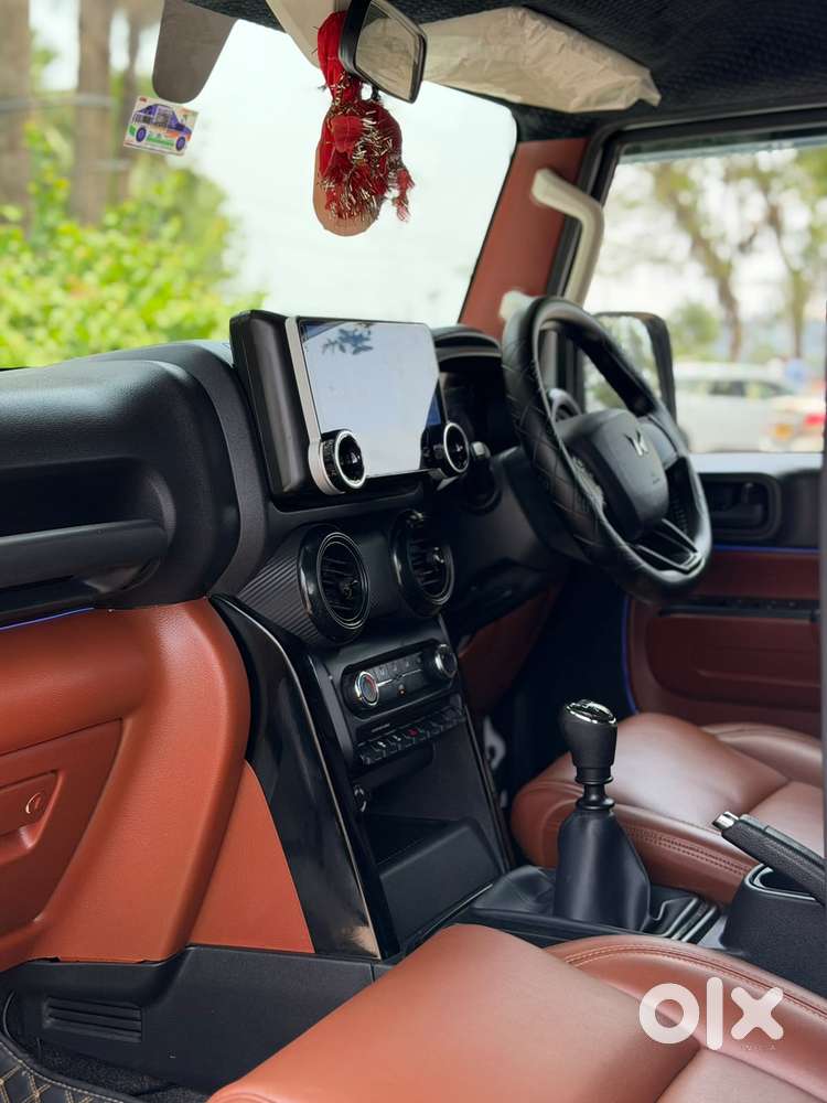 Mahindra Thar Roxx Mx1 Petrol Mt 2wd, 2025, Petrol