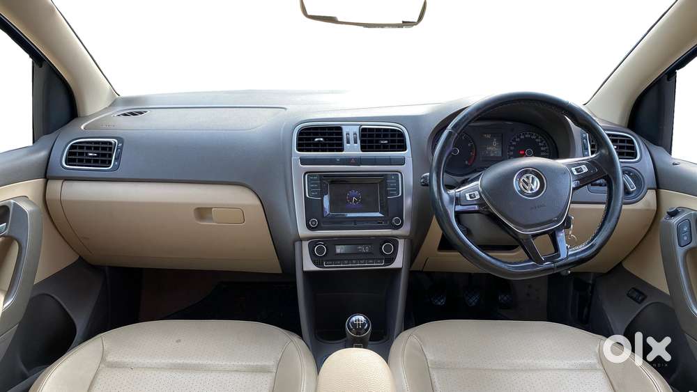 Volkswagen Vento 2013-2015 1.6 Highline, 2016, Petrol