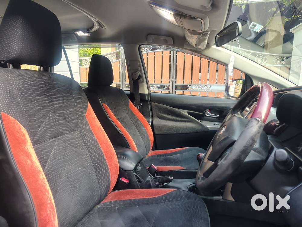 Toyota Innova Crysta 2.4 V, 2016, Diesel