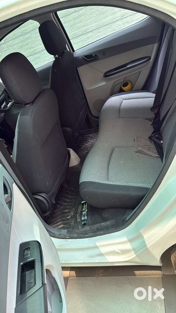 Tata Tiago Petrol Manual 2026