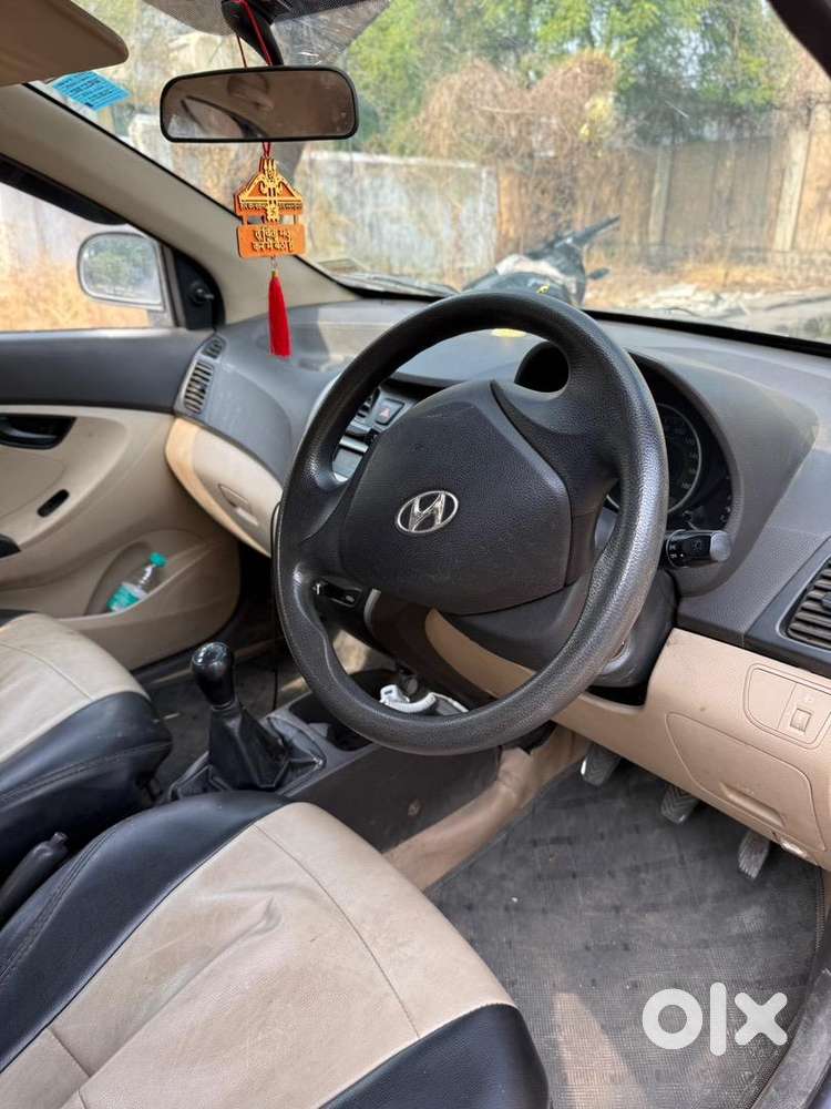Hyundai Car Manual 2012