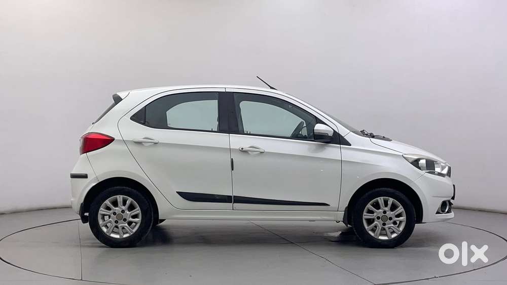 Tata Tiago Xza, 2018, Petrol