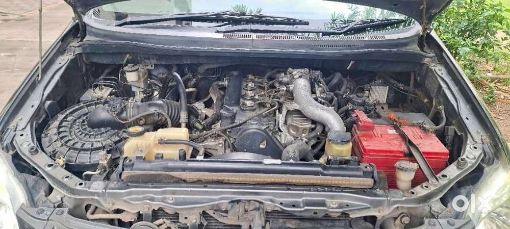Toyota Innova 2.5 G (diesel) 8 Seater, 2012, Diesel