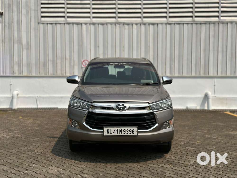 Toyota Innova Crysta 2.4 G Mt, 2017, Diesel