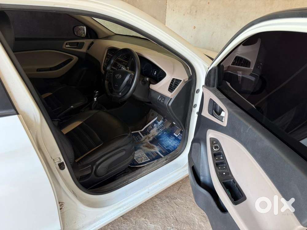 Hyundai 2016 Car Petrol