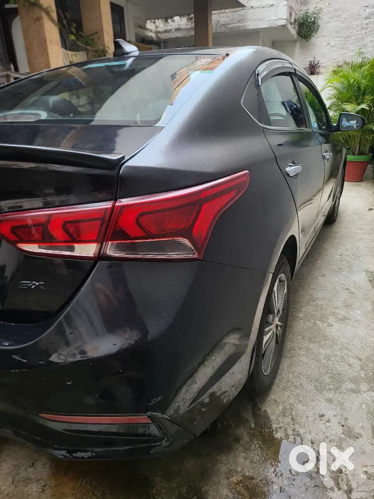 Hyundai Verna 1.6 Sx  (o) 2018 Top Model