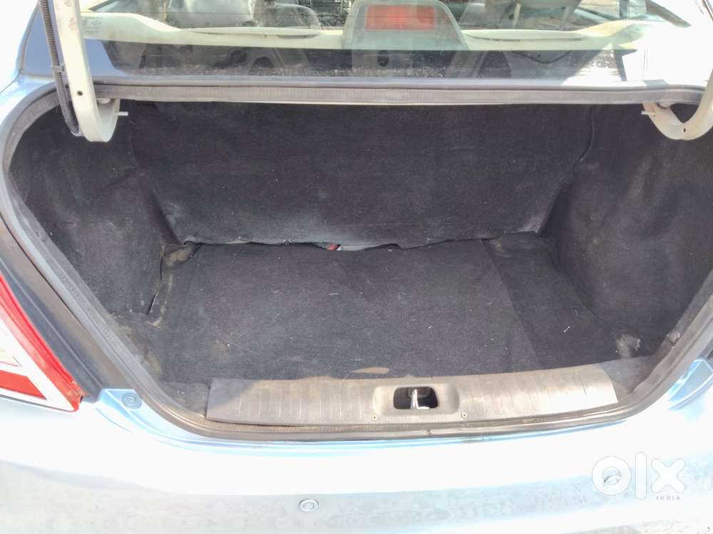 Maruti Suzuki Swift Dzire 1.3 Zxi, 2015, Diesel