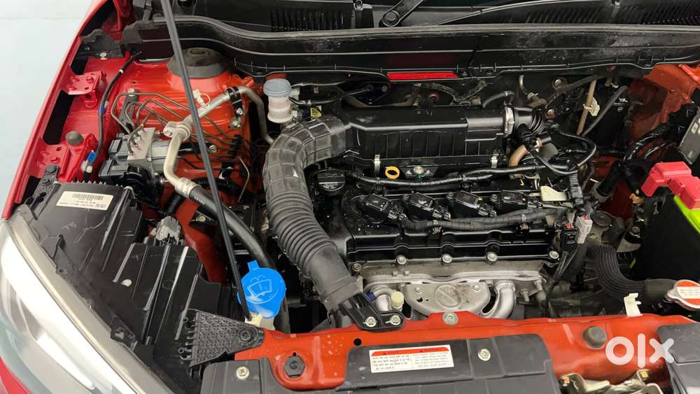 Maruti Suzuki Vitara Brezza 1.5 Zxi Plus Dual Tone, 2021, Petrol
