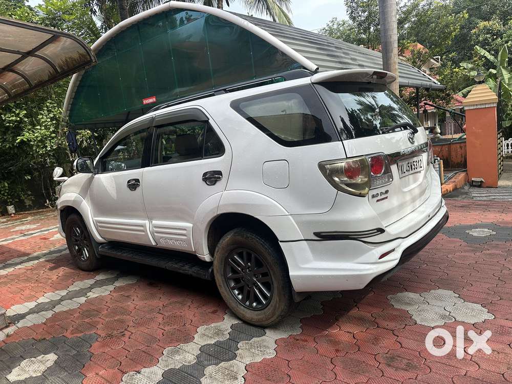 Toyota Fortuner 4x2 At, 2013, Diesel