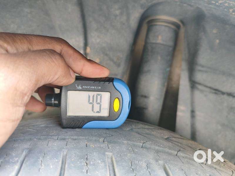 Maruti Suzuki Ertiga 1.5 Vxi, 2021