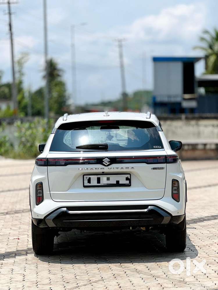 Maruti Suzuki Grand Vitara Smart Hybrid Alpha, 2023, Petrol