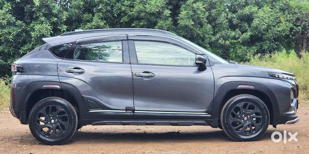 Maruti Suzuki Fronx Delta Plus 1.2l Mt, 2024, Petrol