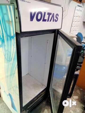 Voltas visi best sale cooler 220 ltr